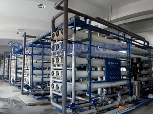 80T/H全自動(dòng)反滲透裝置 80T/H全自動(dòng)反滲透裝置